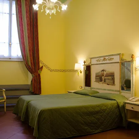 Donatello Hotel 3*