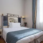 Donatello Hotell 3*